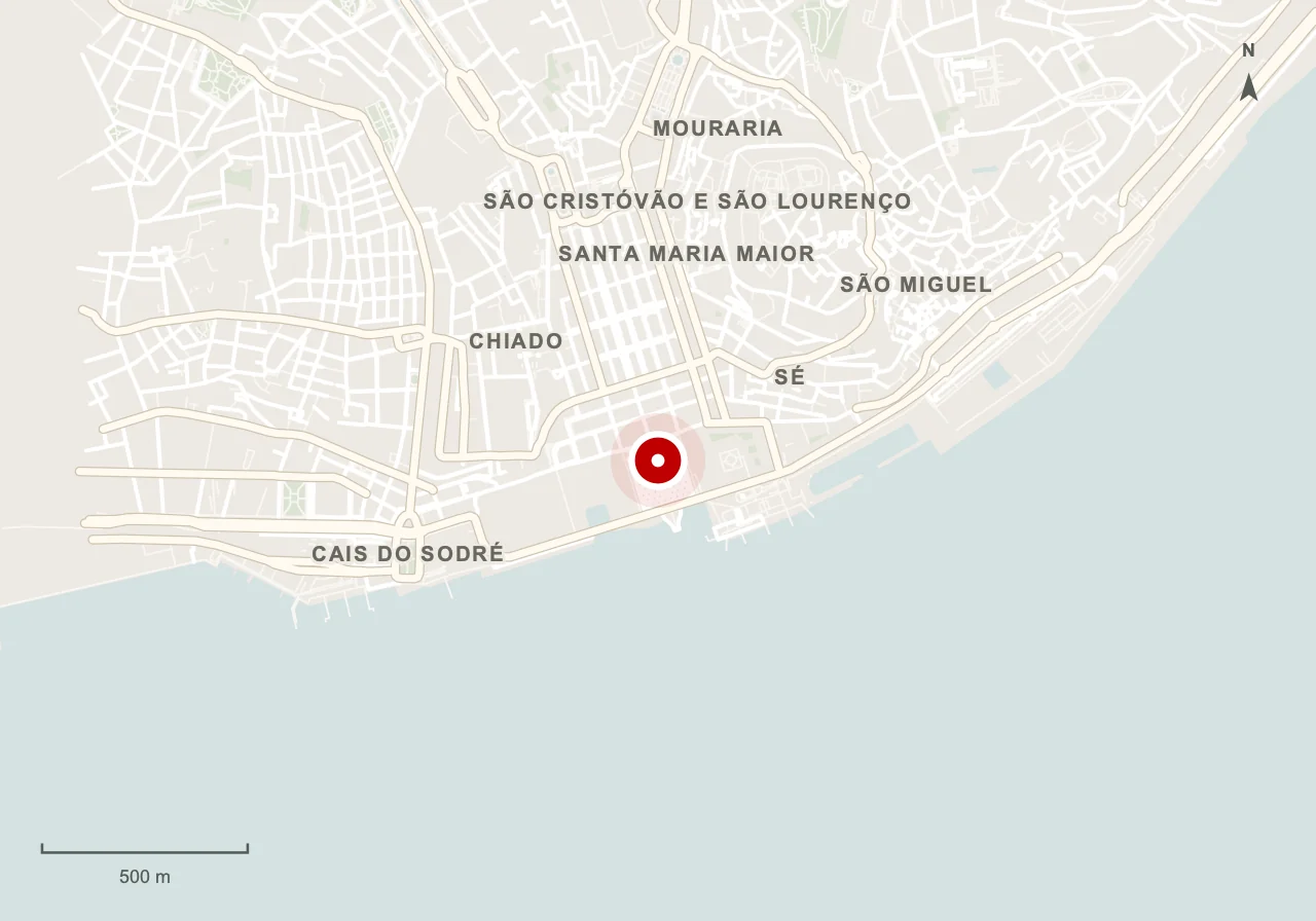 Map showing Praça do Comércio in Lisbon